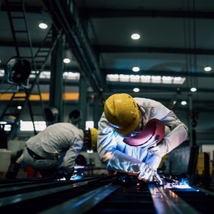 工場就職のデメリットとは？