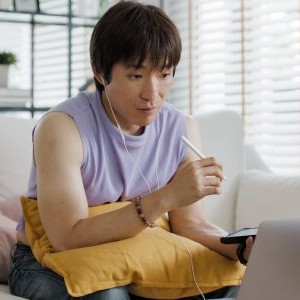 住み込み即日勤務