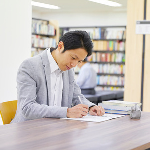 資格を取ることで、未経験でも応募しやすくなります。